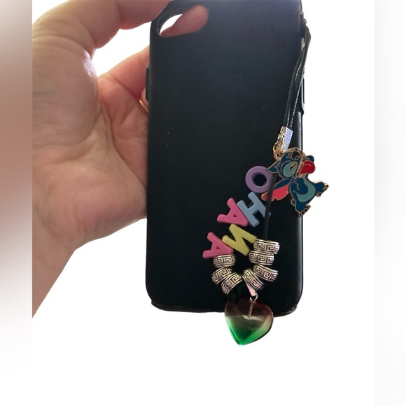 New “Ohana” lilo and stitch inspired cell phone charm - Picture 2 of 4